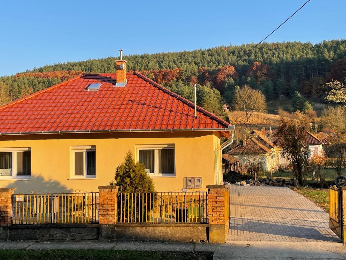 Kristof Vendeghaz Hotel Bükkszék Bagian luar foto